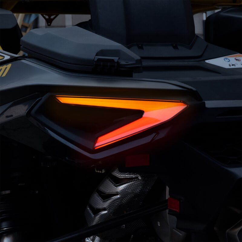 LED Turn Signal Tail Lights with Yellow Flashing Lights for Can-Am Maverick R MAX X RS 2024+ - Image 6